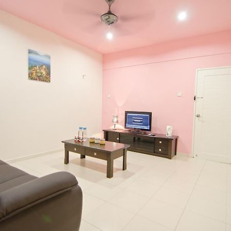 My Jonker Homes Малакка Экстерьер фото